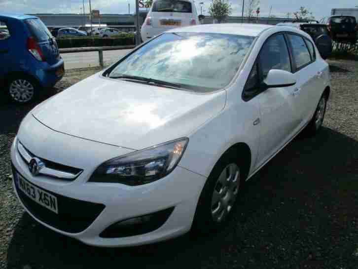 2013 63 VAUXHALL ASTRA 1.2 ES CDTI 5D 95 BHP DIESEL