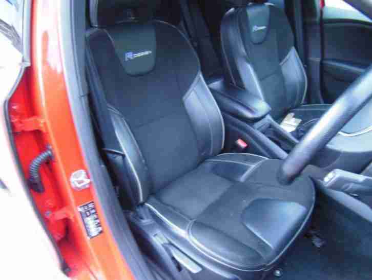 2013 63 VOLVO V40 1.6 D2 R-DESIGN 5D DIESEL