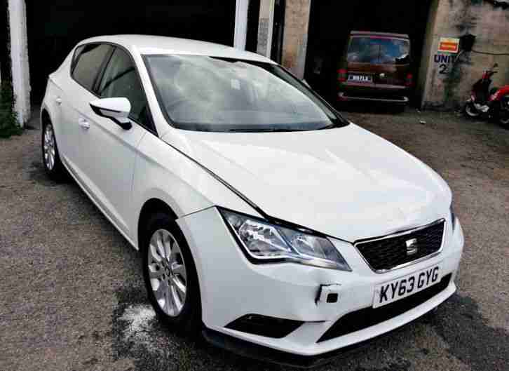 2013 63REG SEAT LEON SE 1.6 Tdi Manual UNRECORDED VERY LIGHT SALVAGE DAMAGE