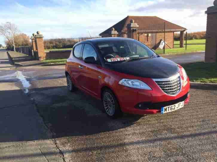 2013 Ypsilon 1.2 ( 69bhp ) Black&Red