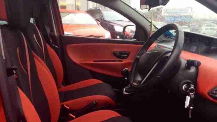 2013 Chrysler Ypsilon 1.2 Black and Red 5dr Manual Petrol Hatchback