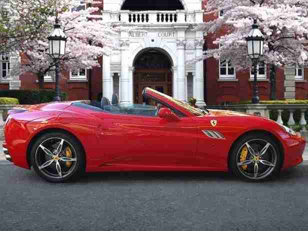 2013 Ferrari California 2013/63 Petrol Red F1 DCT