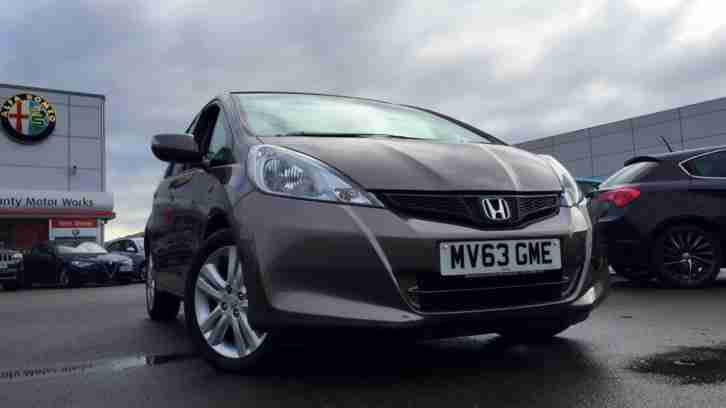 2013 Honda Jazz 1.4 i-VTEC ES Plus CVT Automatic Petrol Hatchback