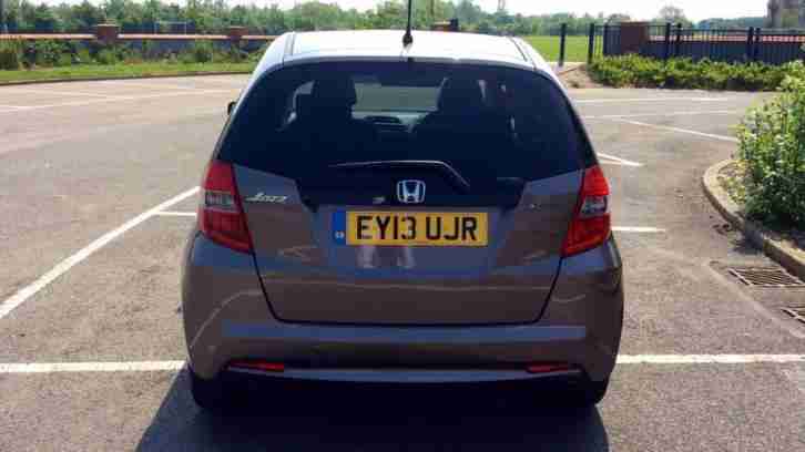 2013 Honda Jazz 1.4 i-VTEC EX CVT Automatic Petrol Hatchback