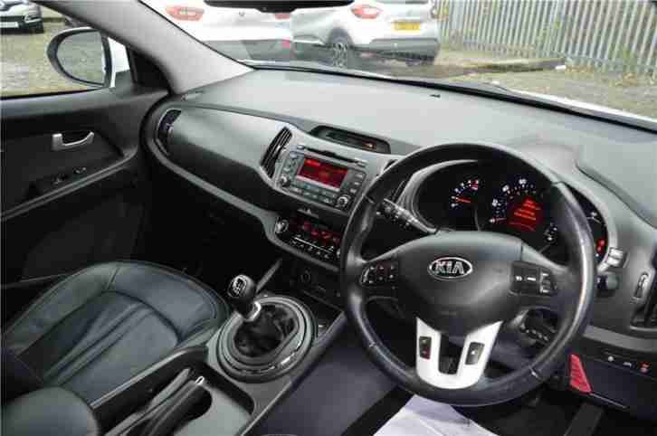 2013 Kia Sportage CRDI 3 Diesel white Manual