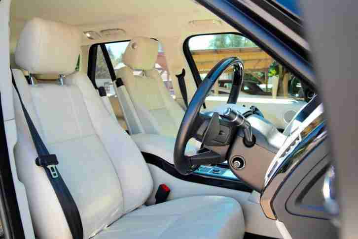 2013 LAND ROVER RANGE ROVER 4.4 SD V8 Vogue 5dr Auto