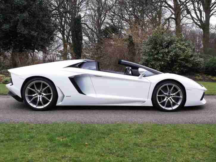 2013 Lamborghini Aventador LP 700-4 ROADSTER Petrol white Semi Auto