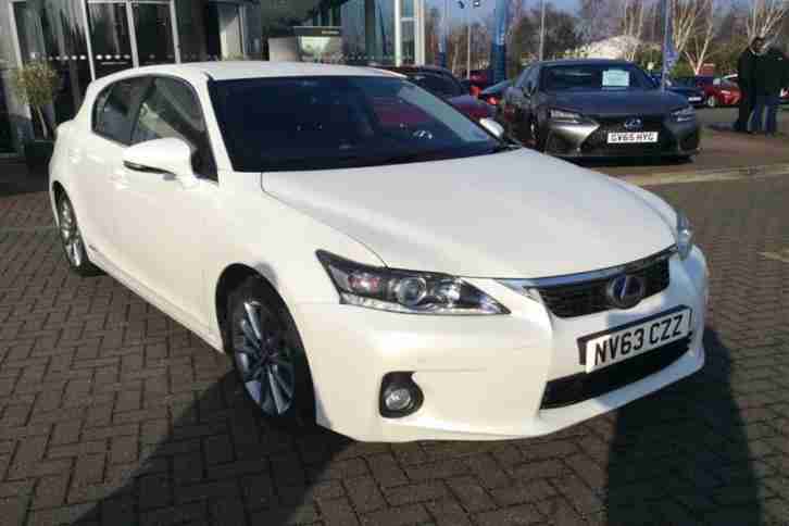 2013 Lexus CT 1.8 Advance PETROL/ELECTRIC white CVT