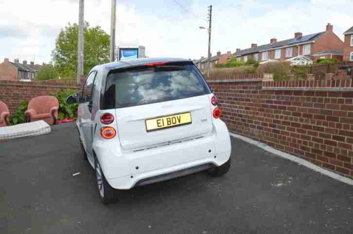2013 Low Mileage Smart Fortwo Passion MHD Auto 451 White
