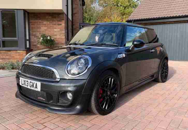 2013 MINI JOHN COOPER WORKS 1.6 3dr 211BHP HIGH SPEC 44k miles