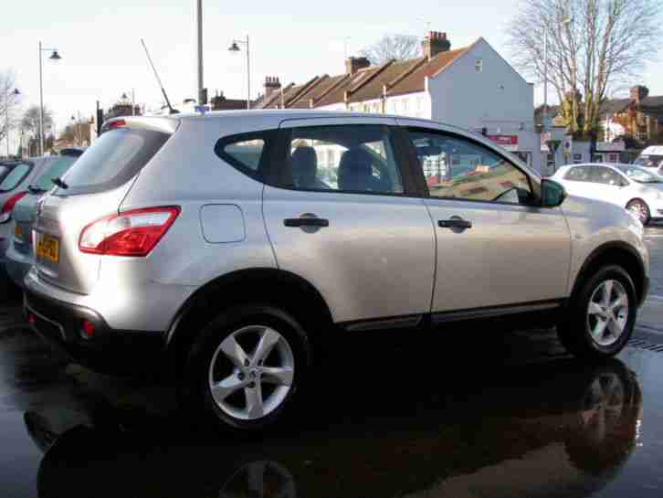 2013 Nissan Qashqai 1.6 2WD Visia Petrol (Demo + 1 Private Owner 26k Miles Only)