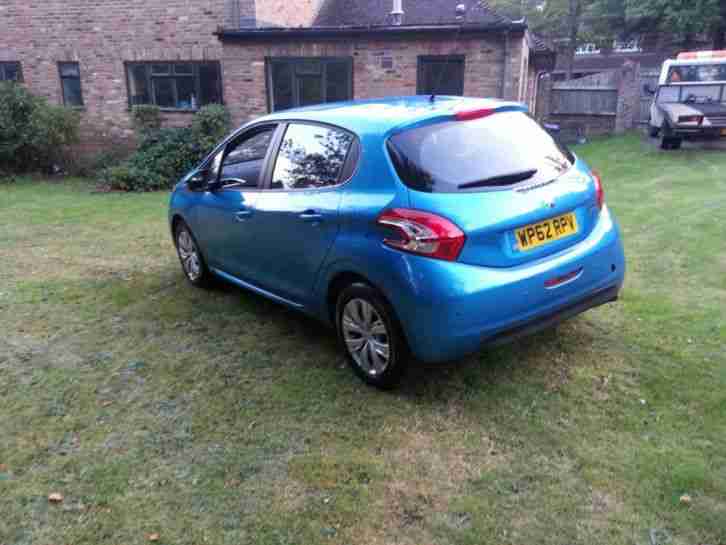 2013 Peugeot 208 access plus 1199cc only 1800 miles CAT D
