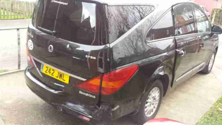 2013 SSANGYONG RODIUS 270 ES AUTO / DAMAGED REPAIRABLE SALVAGE