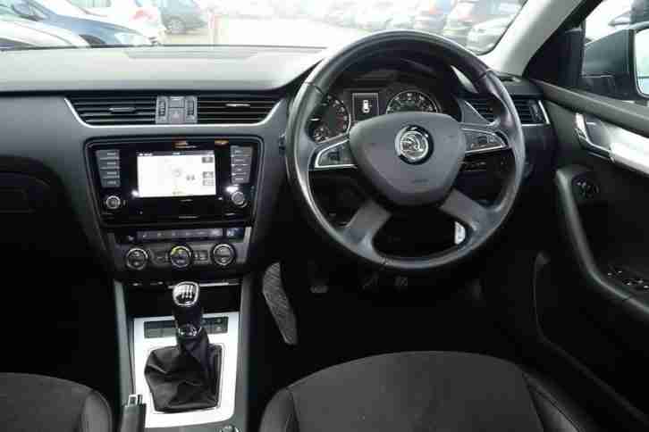 2013 Skoda Octavia 2.0 TDI CR Elegance Diesel grey Manual