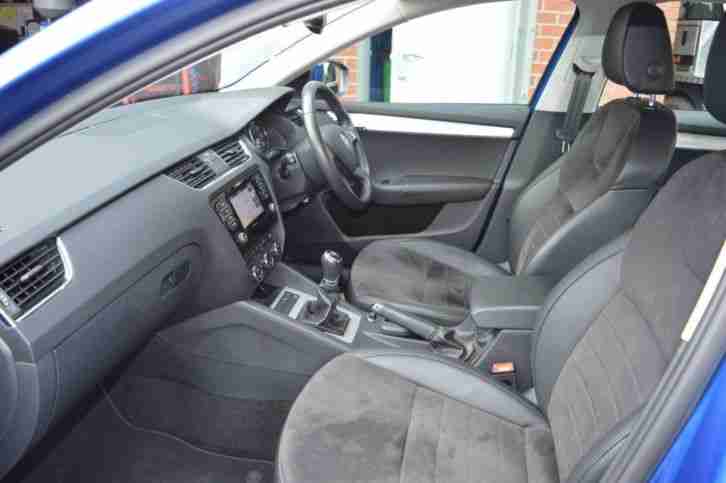 2013 Skoda Octavia Elegance CR TDi150 5Dr Diesel Blue Manual