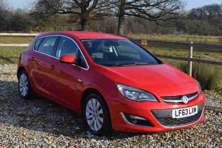 2013 VAUXHALL ASTRA 1.6i 16V Elite