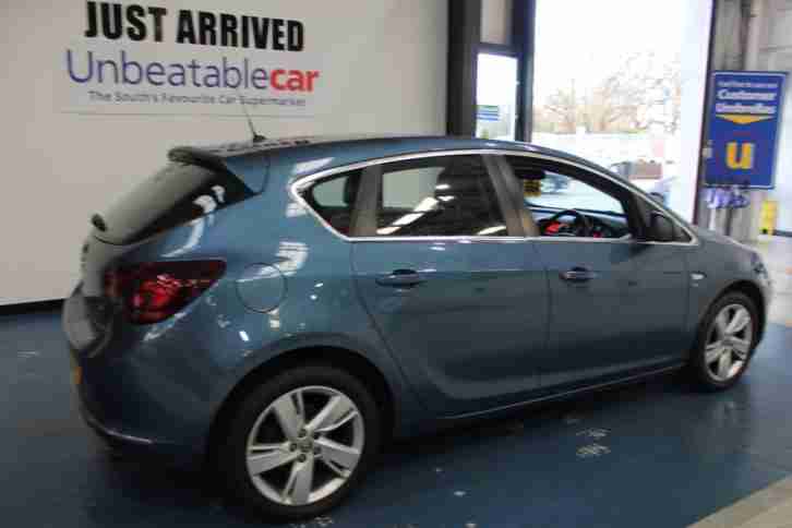 2013 VAUXHALL ASTRA 1.6i 16V SRi 5dr Auto