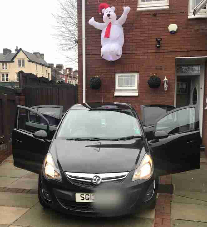 2013 VAUXHALL CORSA SXI 38,000 MILES BLACK 5 DOOR