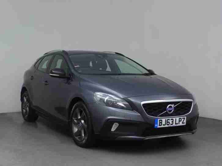 2013 VOLVO V40 D2 Cross Country Lux 5dr
