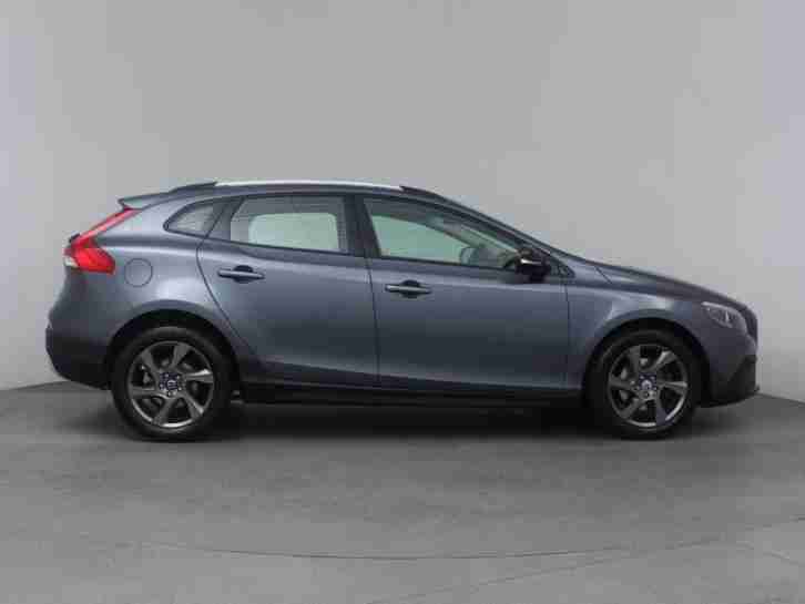2013 VOLVO V40 D2 Cross Country Lux 5dr