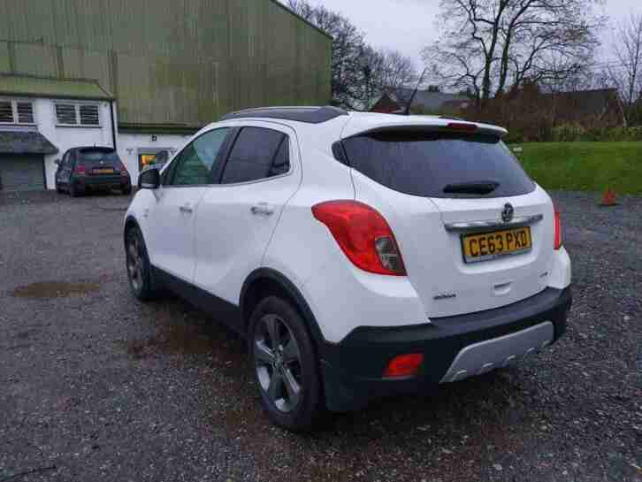 2013 Vauxhall Mokka 1.7 CDTi 16v SE FWD 5dr Diesel white Automatic