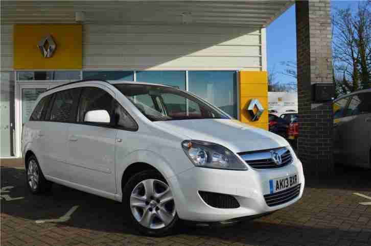 2013 Vauxhall Zafira EXCLUSIV Petrol white