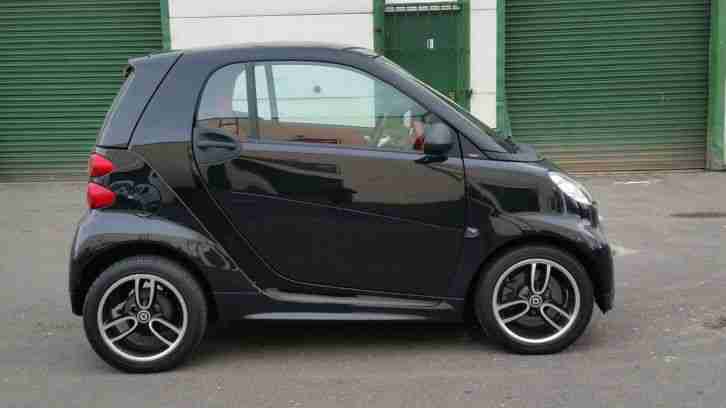 2013 smart fortwo Passion mhd 2dr Softouch Auto Petrol black Autom cat d