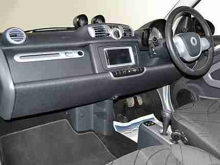 2013 smart fortwo cabrio Passion mhd 2dr Softouch Auto [2010] Petrol Silver Auto