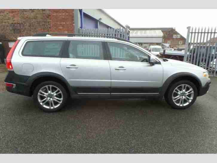 2013 Volvo XC70 D5 SE LUX AWD Auto Estate Diesel Automatic