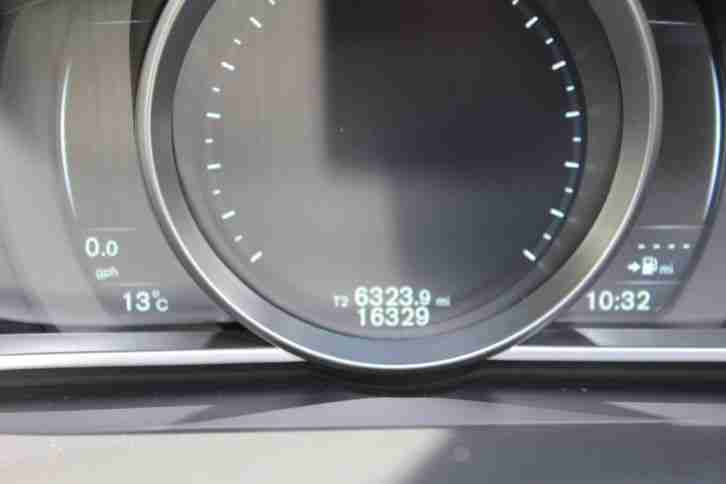 2014/14 VOLVO V40 R-DESIGN NAV D2 WHITE - SATELLITE NAVIGATION - WINTER PACK