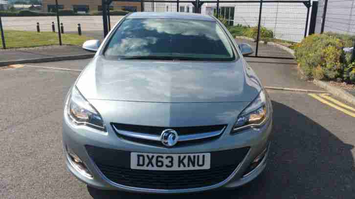 2014 (63 REG) VAUXHALL ASTRA SRI CDTI VERY LOW MILEAGE 20K FVSH. METALLIC BLUE