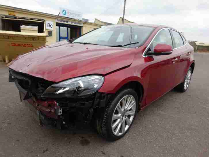 2014 64 REG VOLVO V40 2.0TD D3 TURBO DIESEL LUX NEW SHAPE DAMAGED SALVAGE