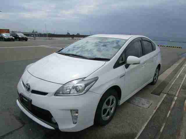 2014/64 TOYOTA PRIUS HYBRID 1800CC WHITE COLOR, ARRIVAL IN SEP 2019