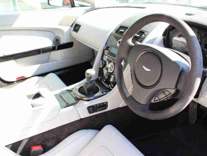 2014 Aston Martin Vantage N430 Petrol white Manual