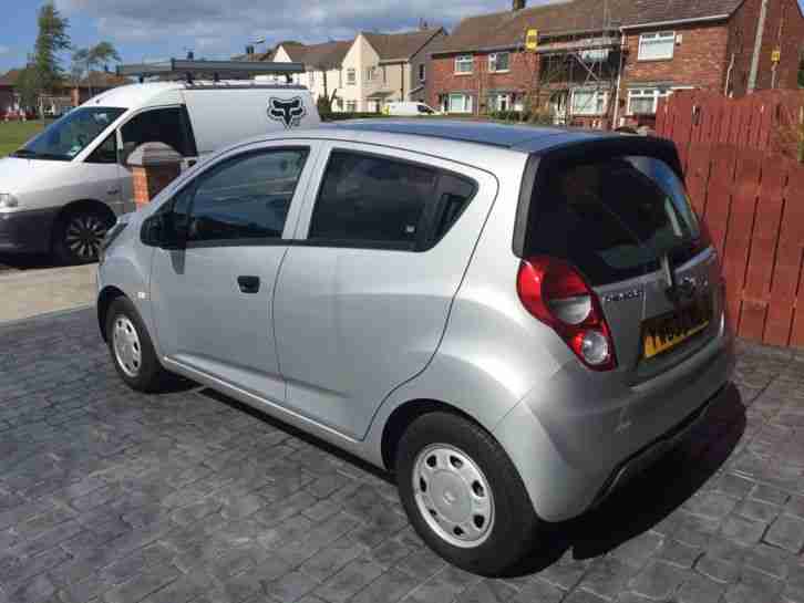 2014 CHEVROLET SPARK LS SILVER ( ***BUY IT NOW PRICED REDUCED BY £300***)