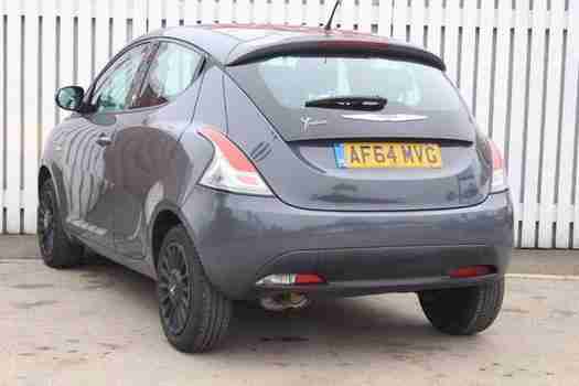 2014 Chrysler Ypsilon 1.2 Silver 5 door Petrol Hatchback