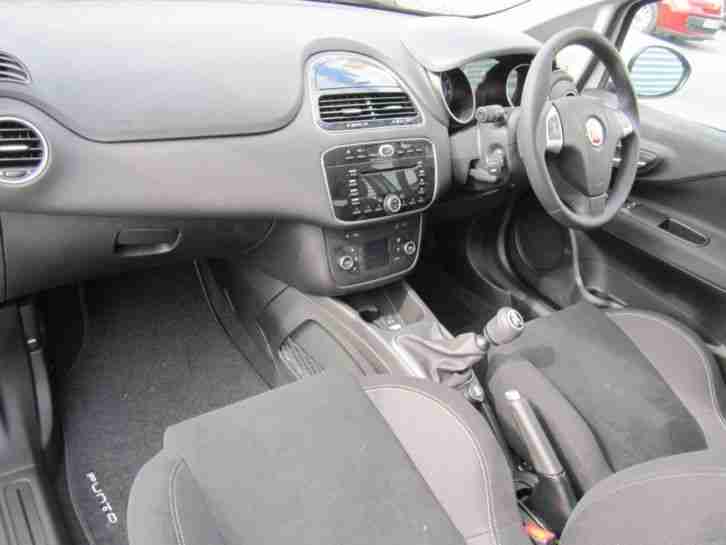 2014 FIAT Punto 1.2 Easy 3dr [Brio Pack] Manual Hatchback