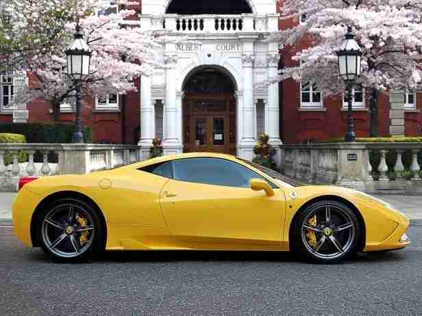 2014 Ferrari 458 Speciale 2014/14 Petrol Yellow Semi Automatic