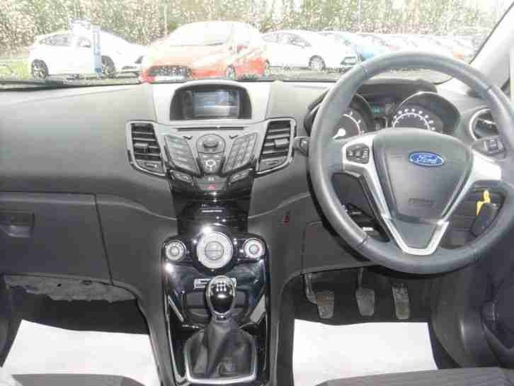 2014 Ford Fiesta ZETEC Petrol Red Manual