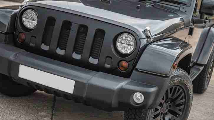 2014 JEEP WRANGLER Sahara 2.8 Diesel 2DR Chelsea Truck Company CJ300 Auto