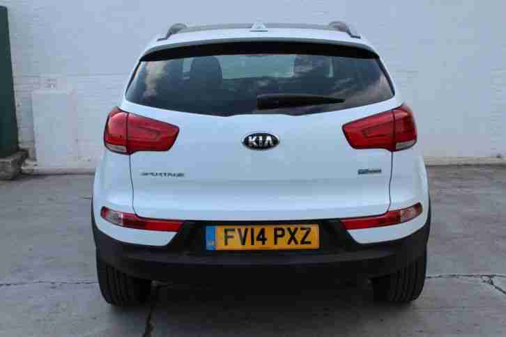 2014 Kia Sportage CRDI 3 ISG *XENON HEADLIGHTS. PANORAMIC GLASS ROOF. FOLDING DO