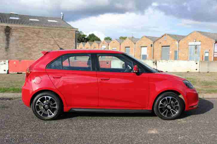 2014 MG3 1.5 STYLE LUX RED Top of the Range, Full Leather, Piano Black trim