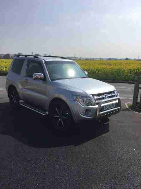 2014 MITSUBISHI SHOGUN BARBARIAN DI D SILVER