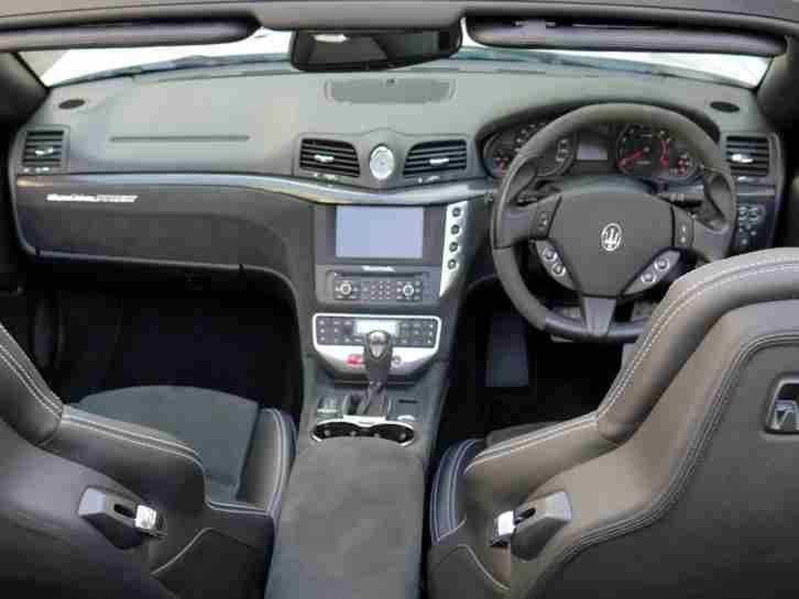 2014 Maserati Grancabrio MC 14/64 Petrol White Automatic