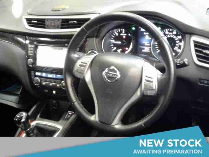 2014 NISSAN QASHQAI 1.5 dCi Acenta Premium 5dr