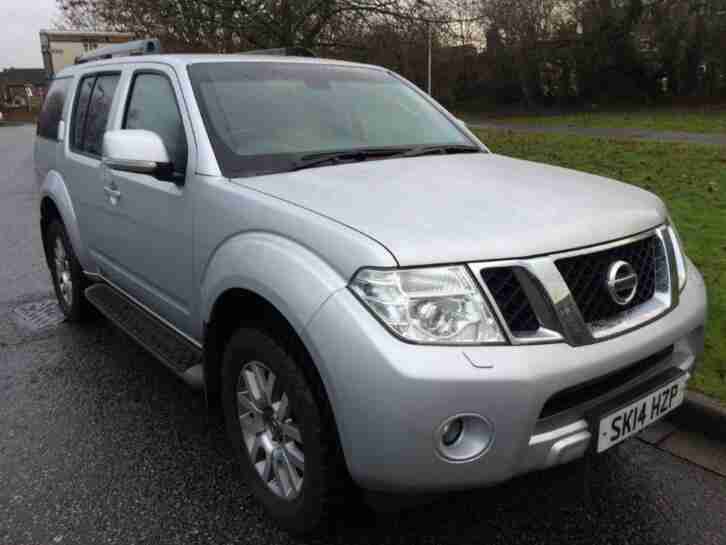 2014 Pathfinder 2.5dCi ( 190ps ) (