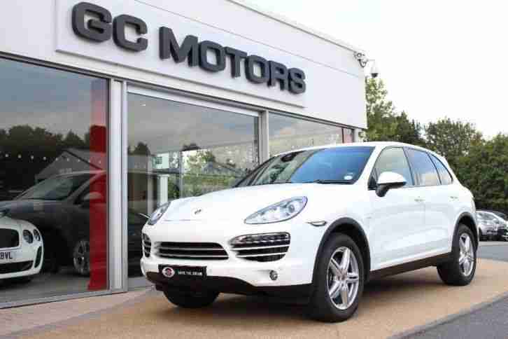 2014 CAYENNE Platinum Edition Diesel