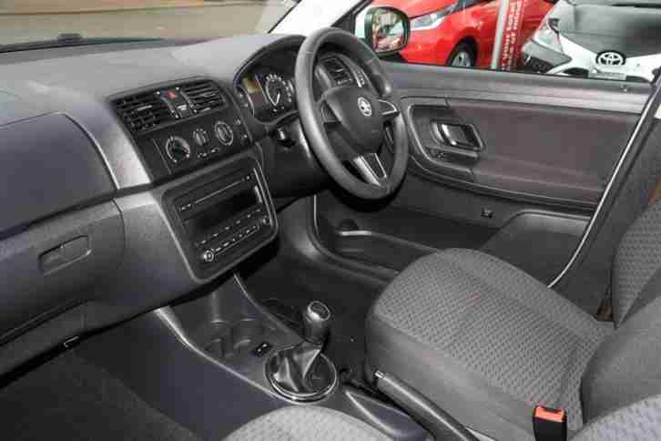 2014 Skoda Fabia 1.2 (70 BHP) SE Petrol silver Manual