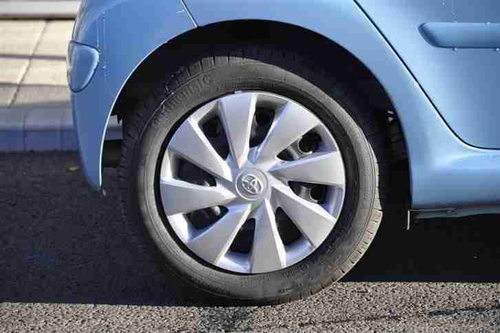 2014 Toyota Aygo 1.0 VVT-i Move Petrol blue Manual