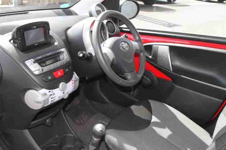 2014 Toyota Aygo 1.0 VVT-i Move Petrol red Manual